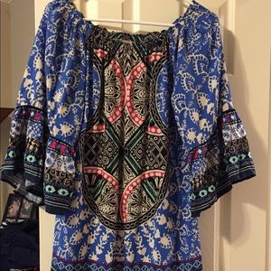 Women’s tunic top